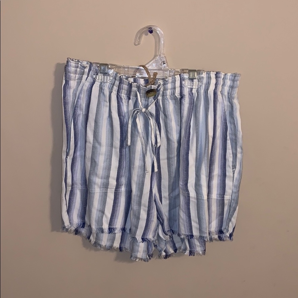 NWT blue and white striped shorts